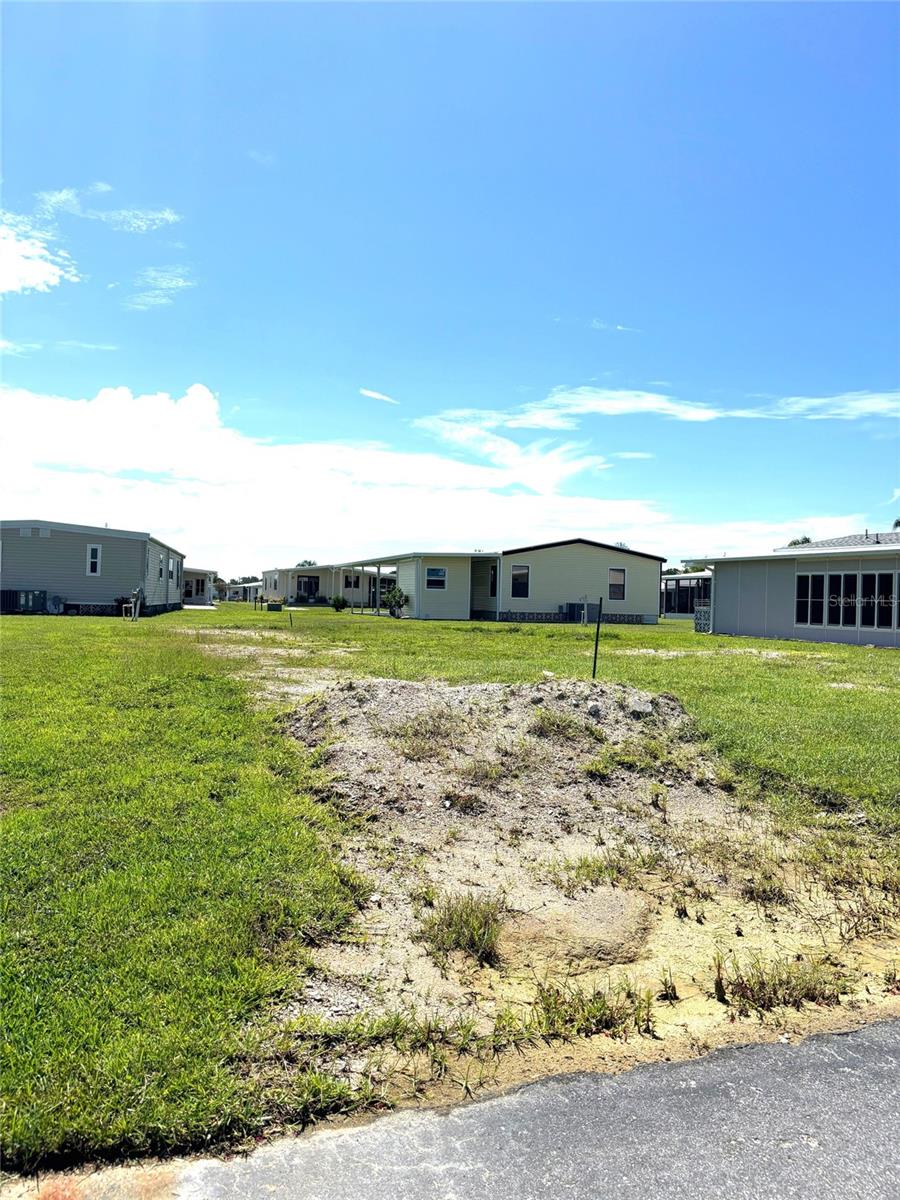 LA CASA MHP CO-OP - Land