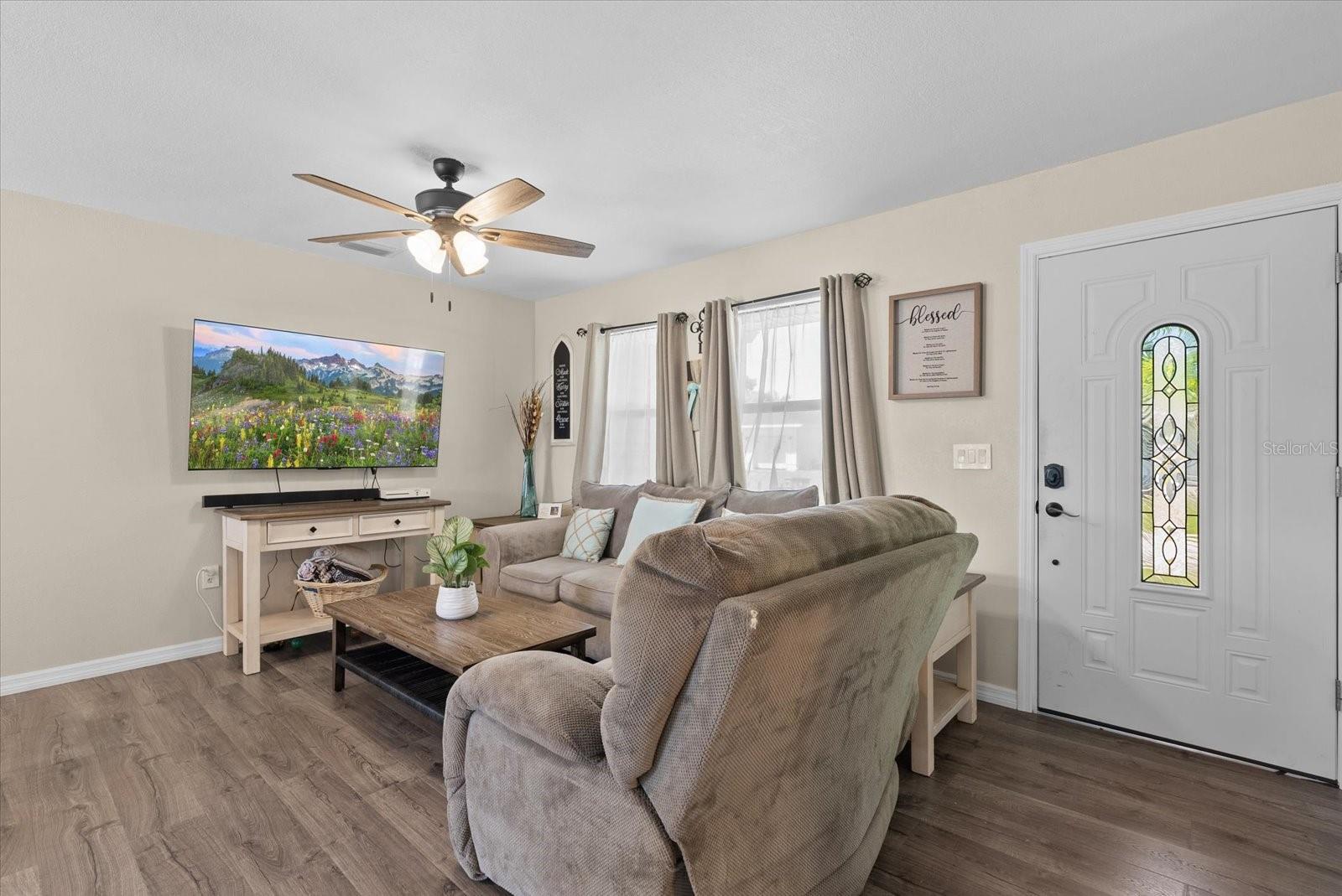 LAKE EMMA - Residential