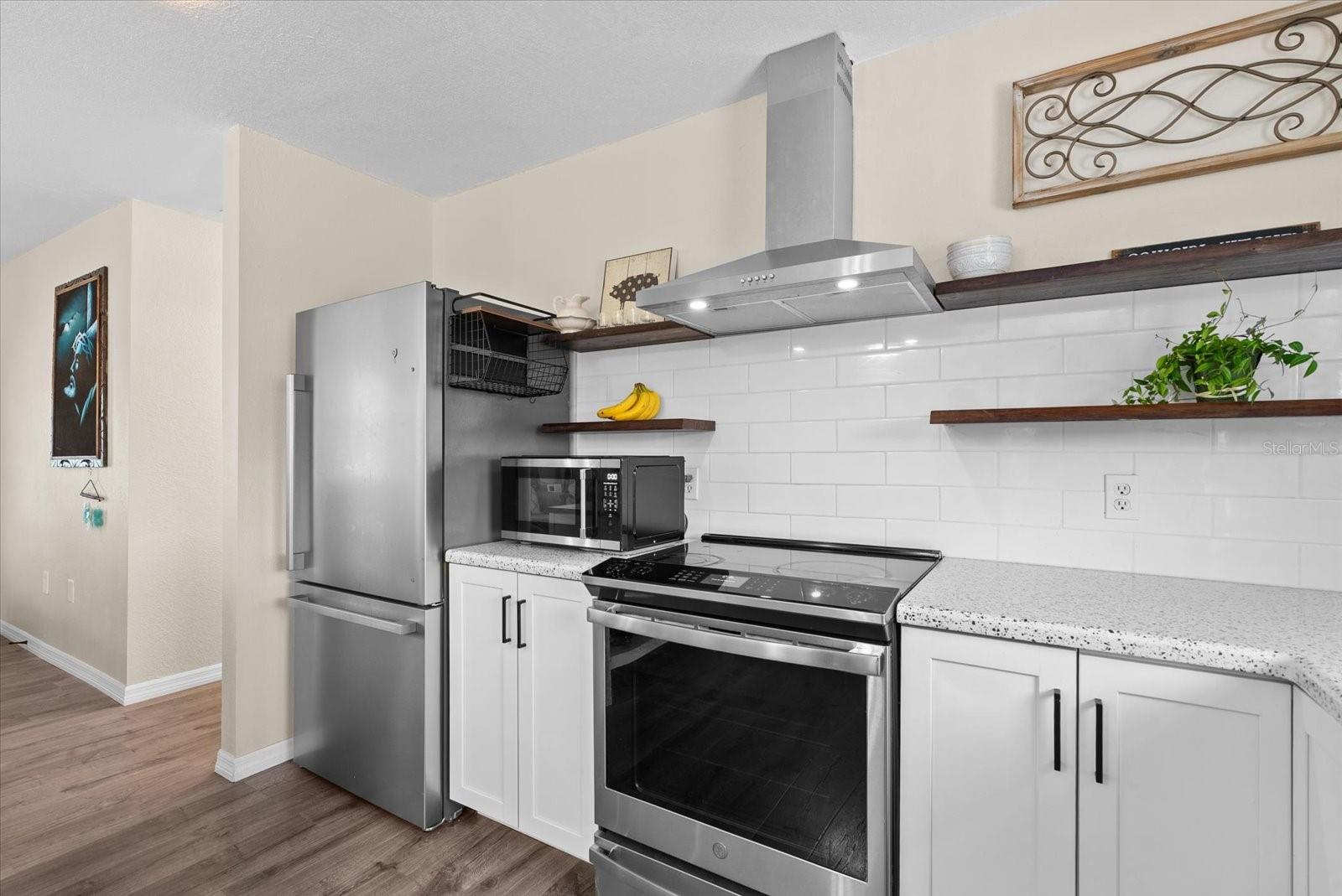 LAKE EMMA - Residential