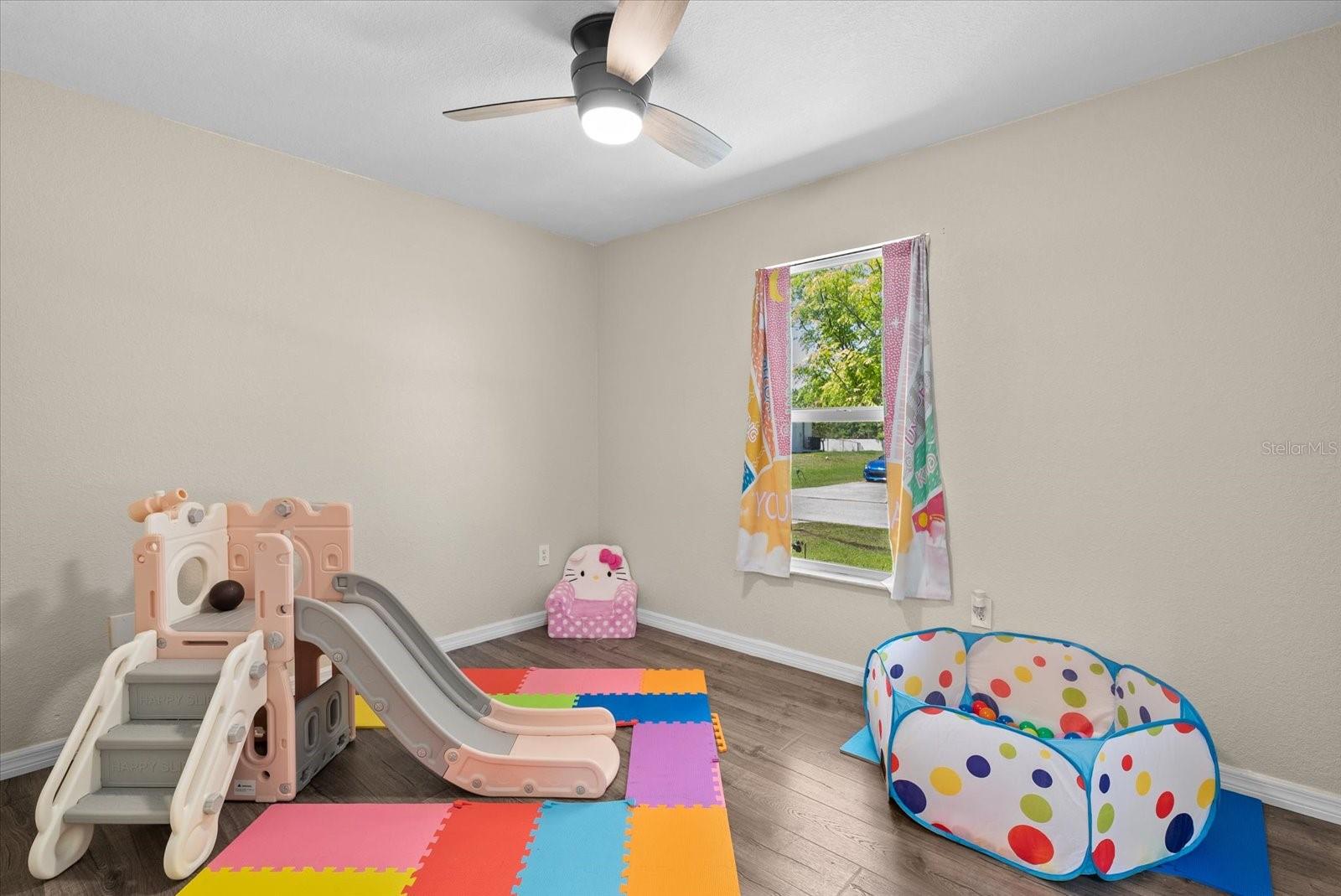 LAKE EMMA - Residential