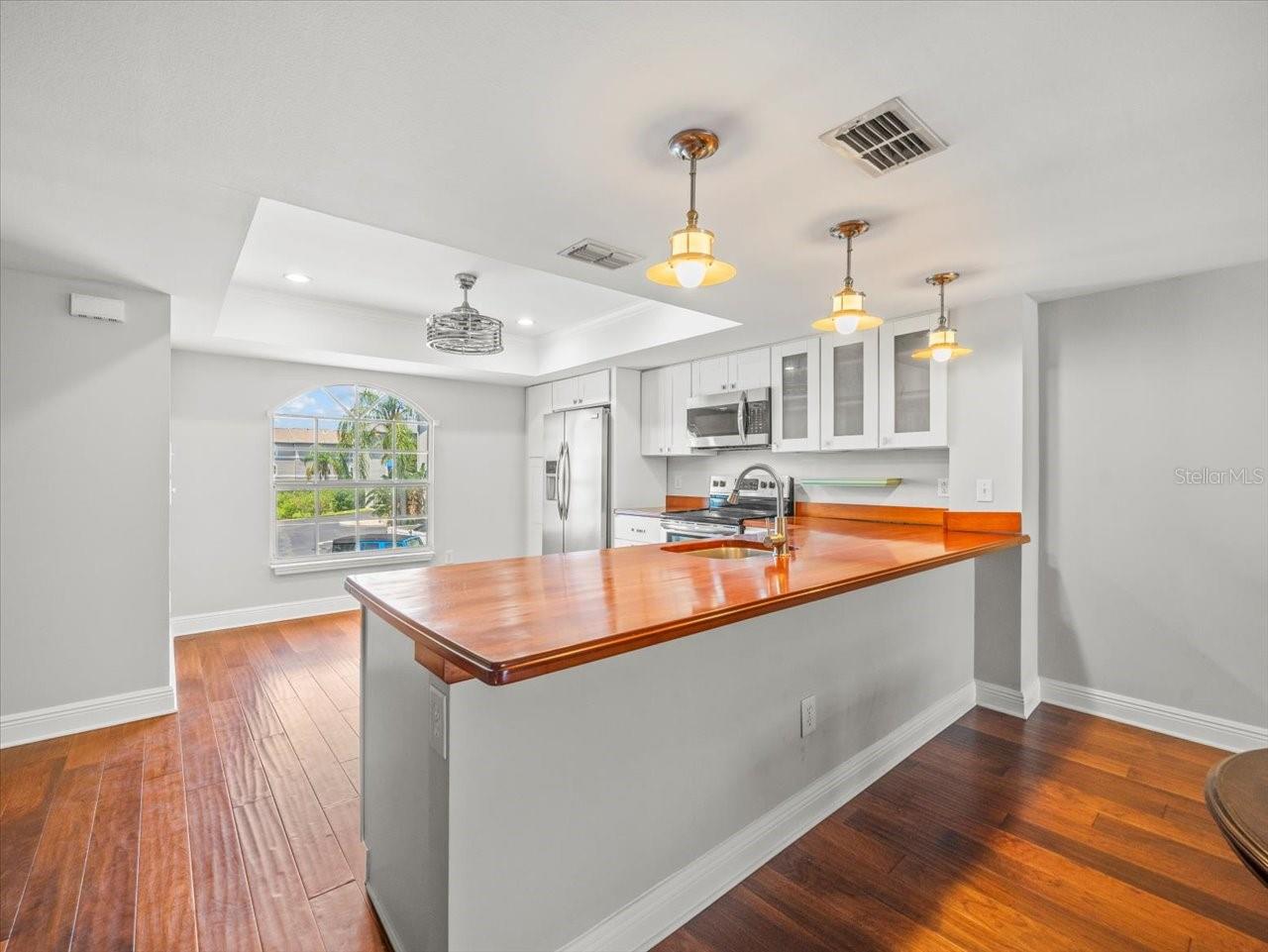 Photo 6 of 30 of 751 PINELLAS BAYWAY S 309 townhome
