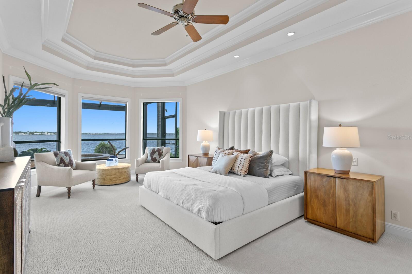 HAWK ISLAND - Residential