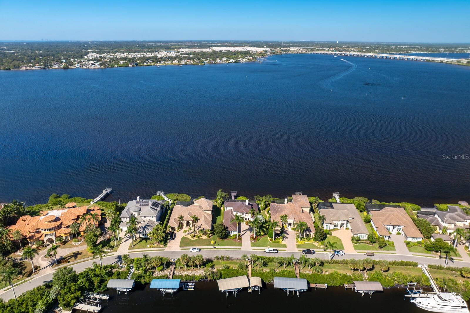 HAWK ISLAND - Residential