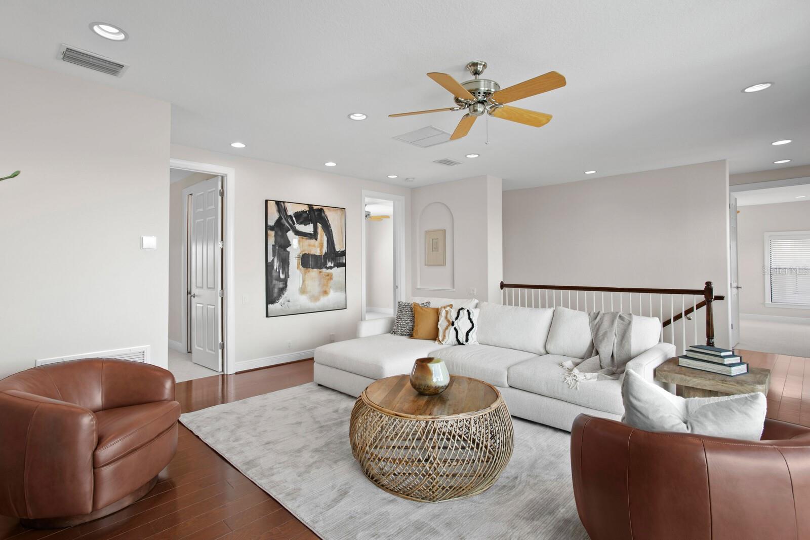 HAWK ISLAND - Residential