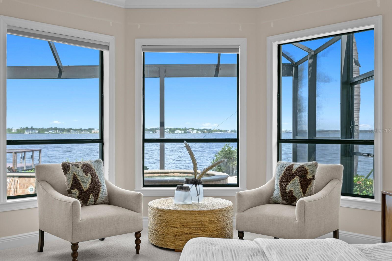 HAWK ISLAND - Residential