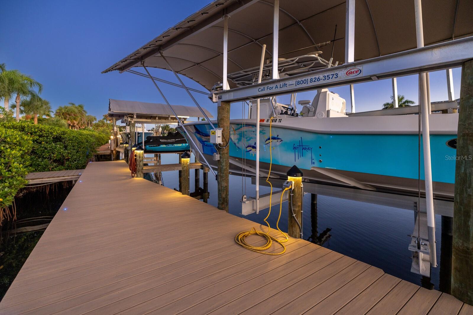 HAWK ISLAND - Residential