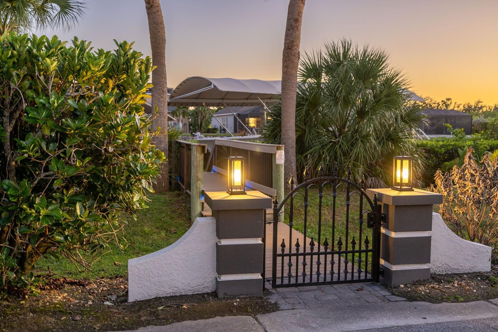 HAWK ISLAND - Residential