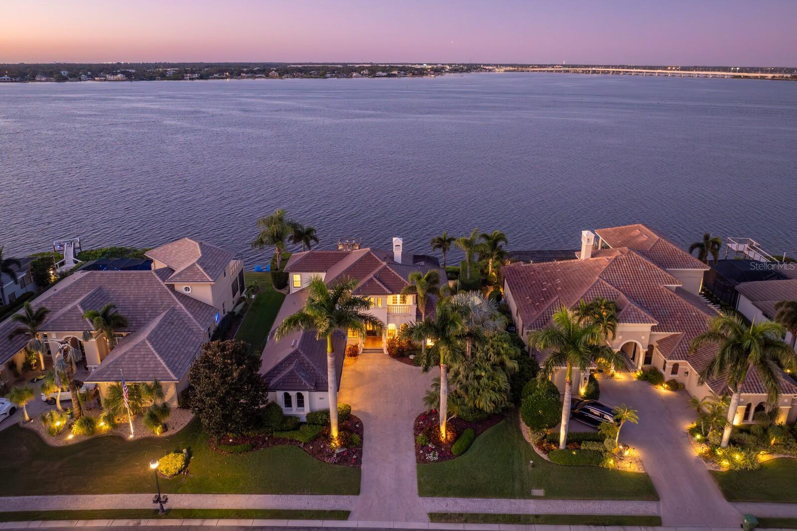 HAWK ISLAND - Residential