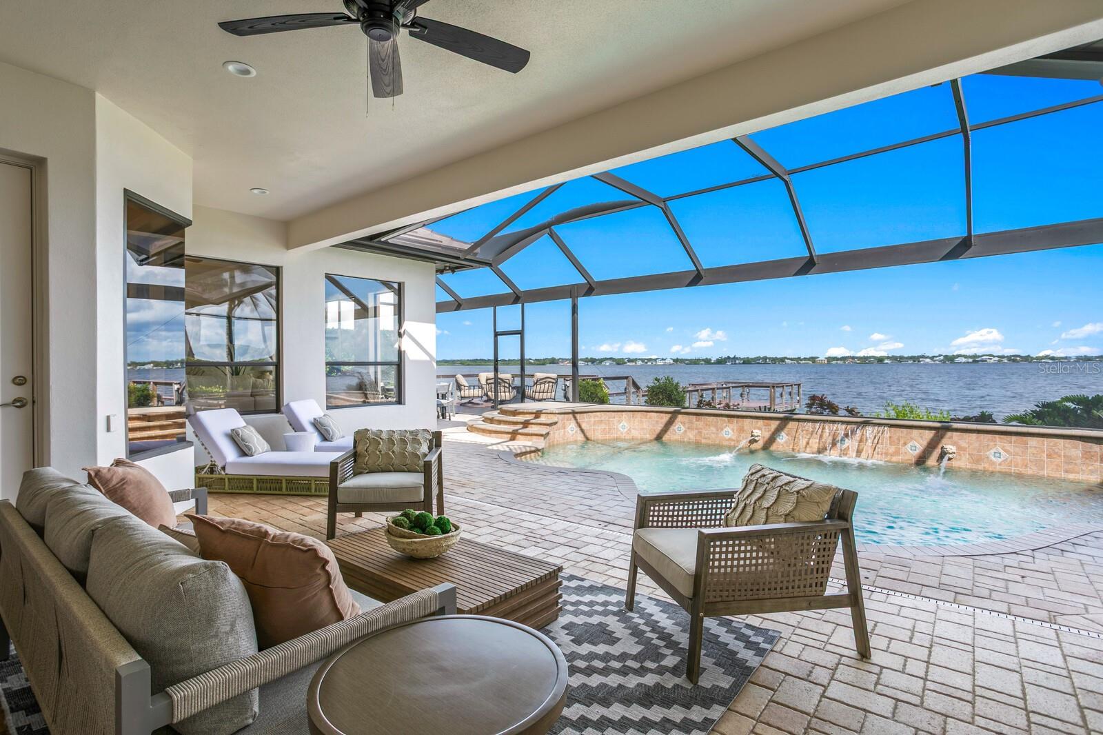 HAWK ISLAND - Residential