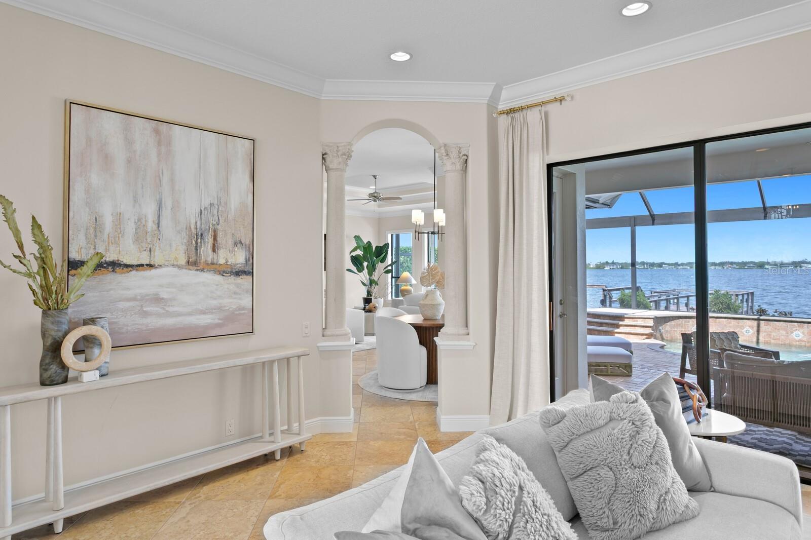 HAWK ISLAND - Residential