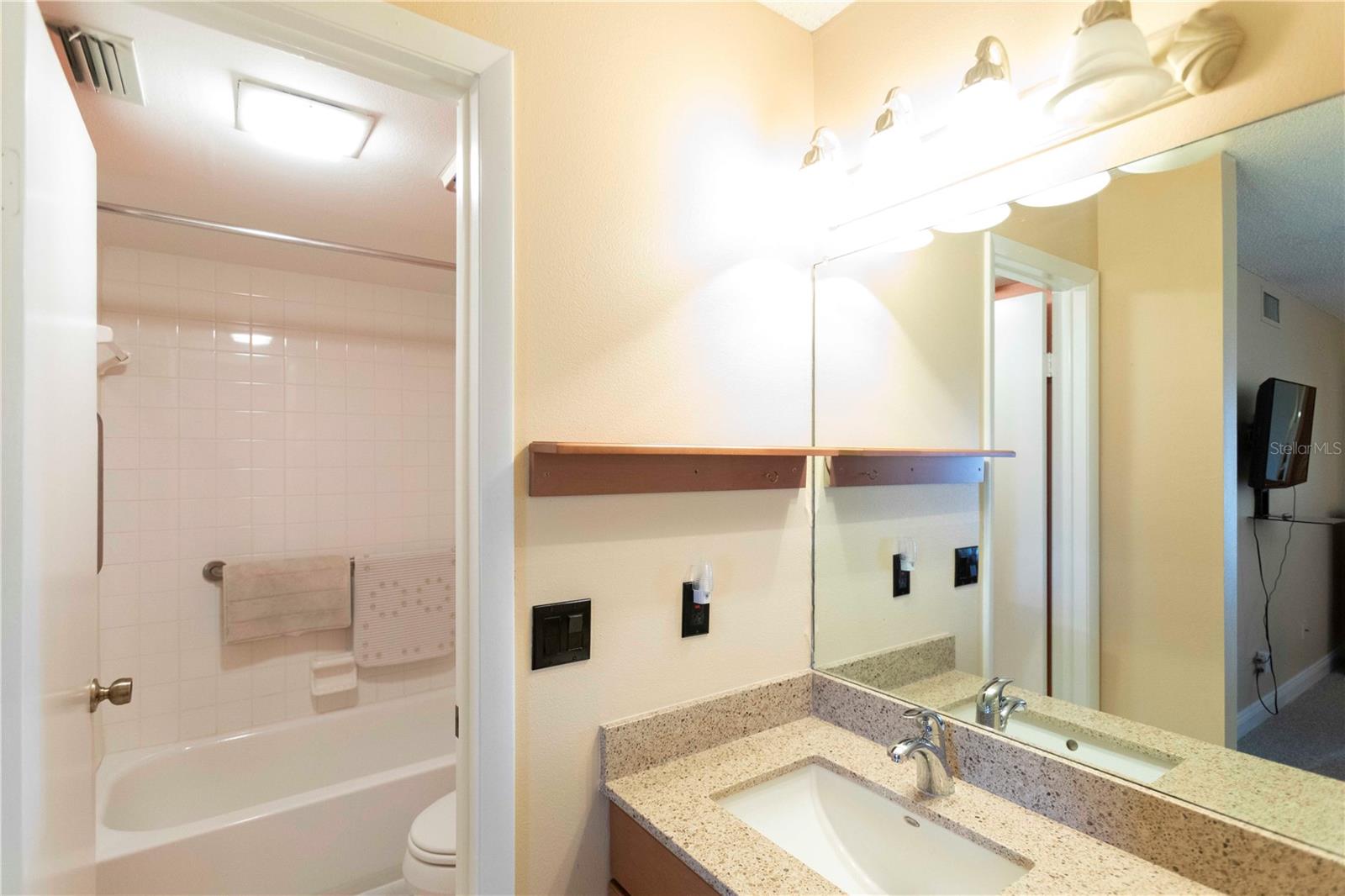 MARINERS WAY AT NEW PORT - Residential