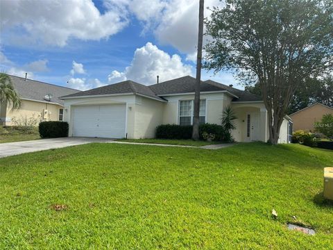 Photo of 132 Santana Place, Davenport, FL 33897 (MLS # S5122327) Photo of 132 Santana Place, Davenport, FL 33897 (MLS # S5122327)