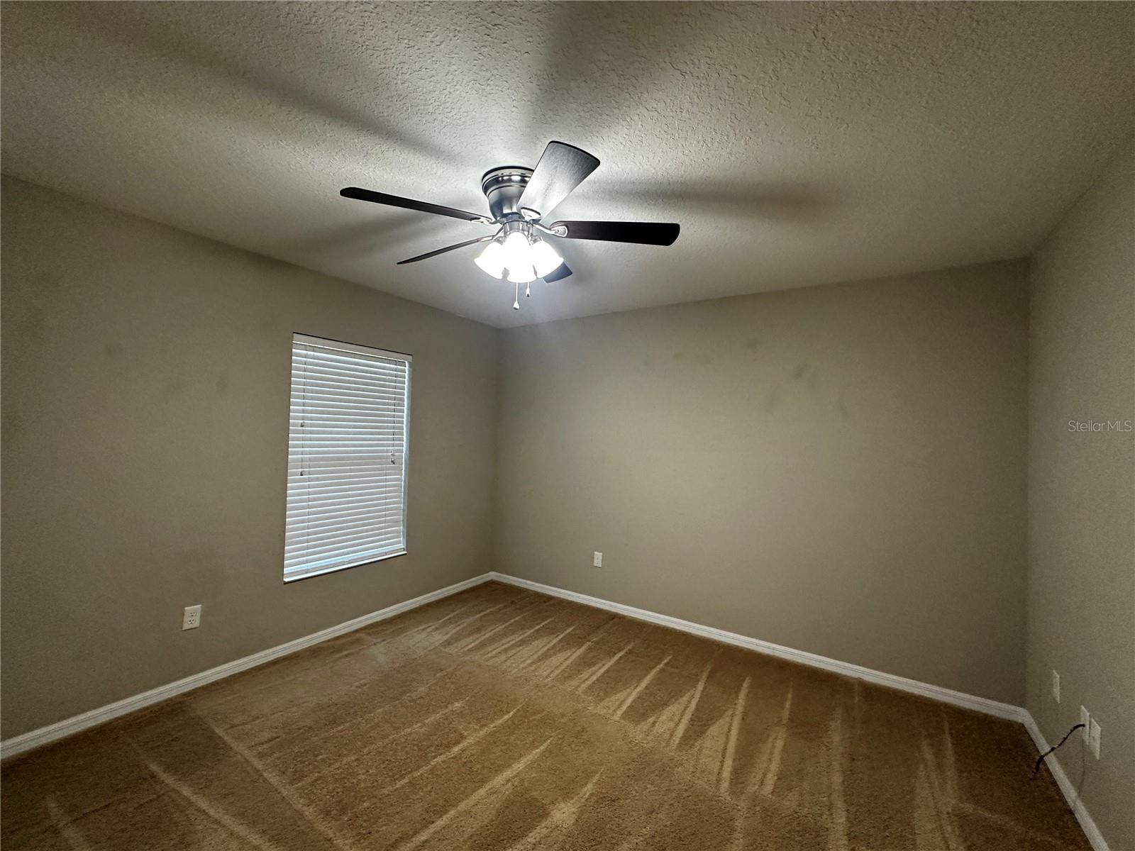 SILVER SPGS SHORES UN 25 - Residential Lease