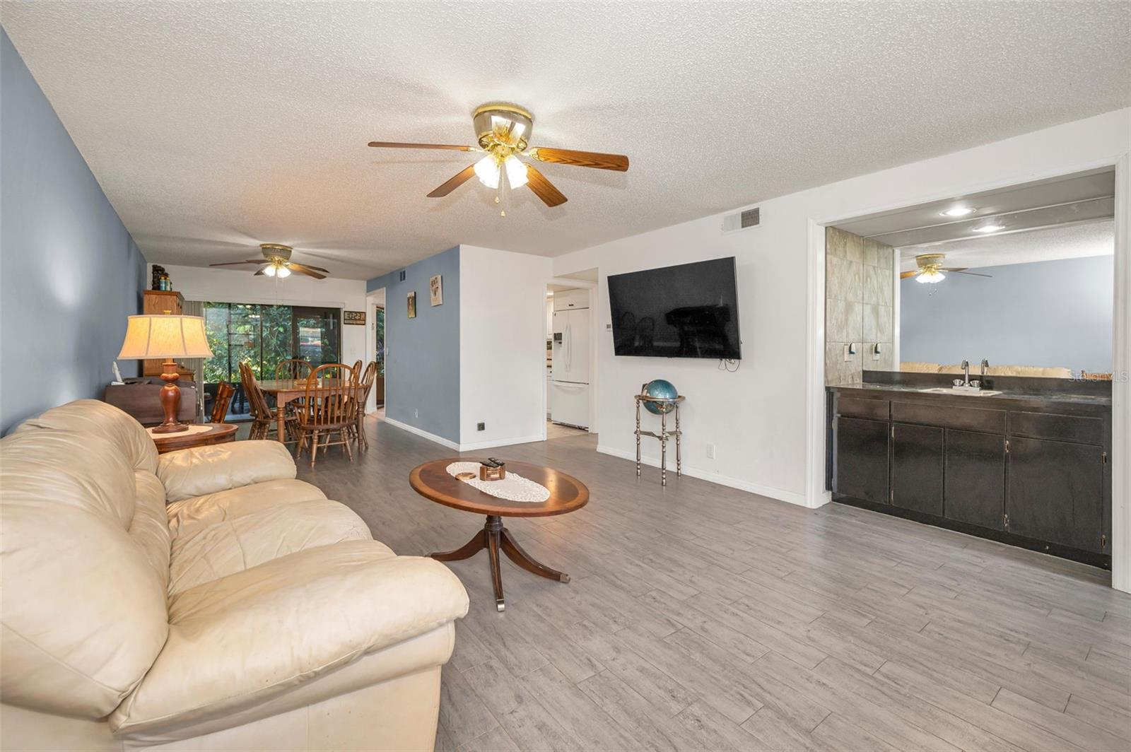 COUNTRYBROOK CONDO - Residential