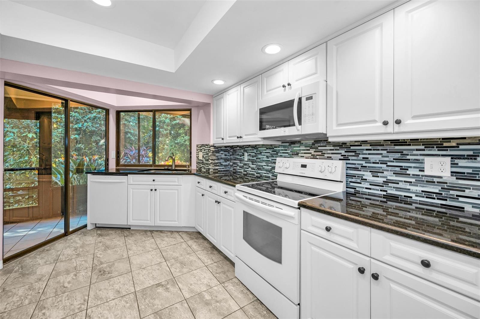 COUNTRYBROOK CONDO - Residential