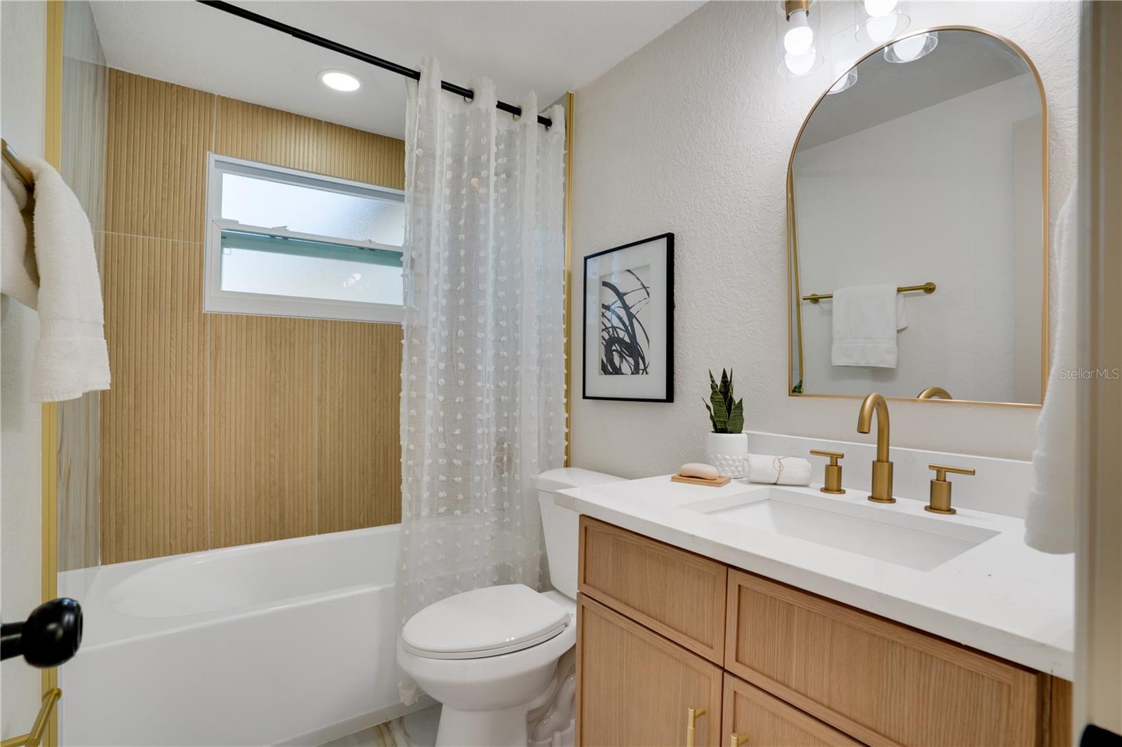 SEMINOLE GARDENS - Residential