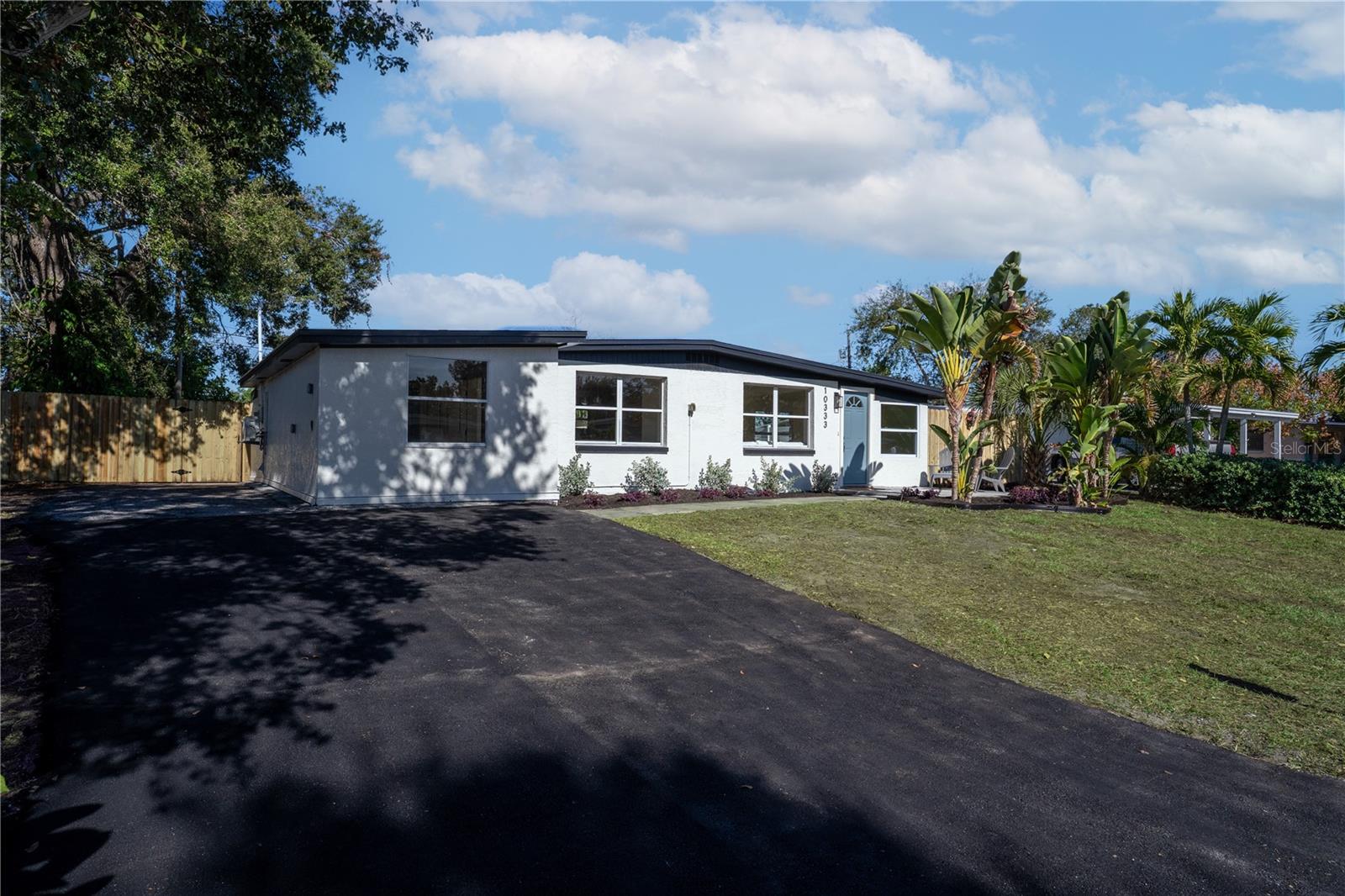 SEMINOLE GARDENS - Residential