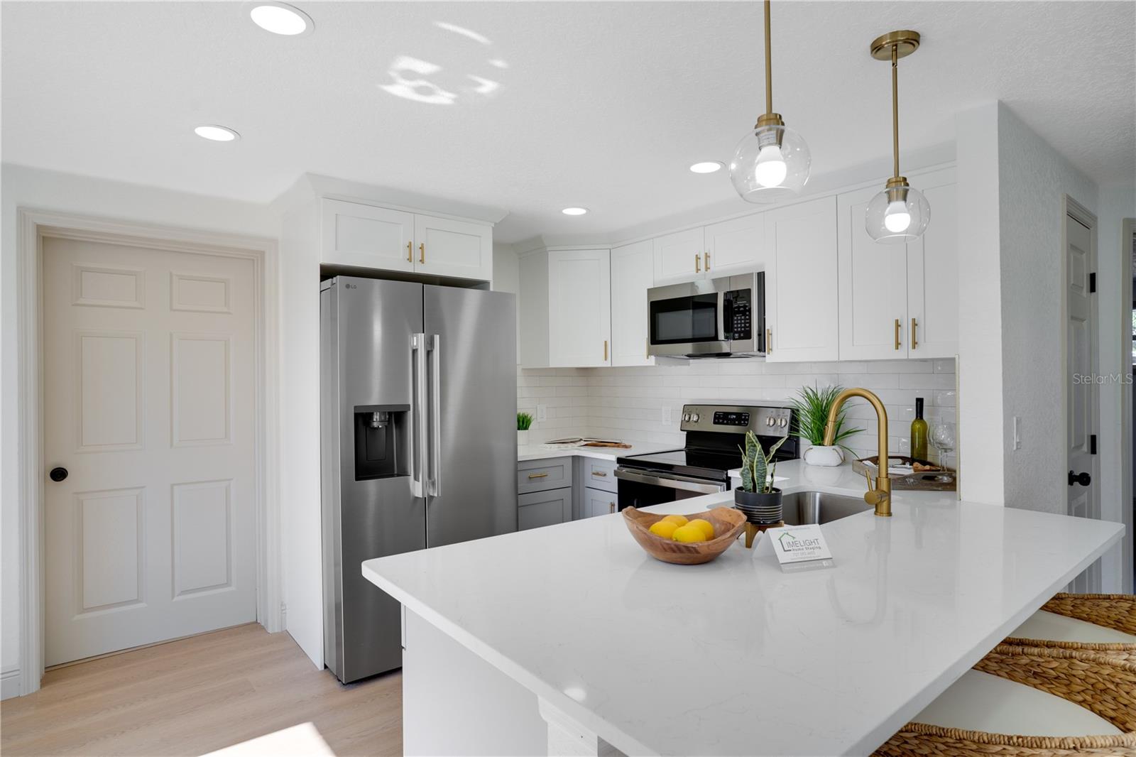 SEMINOLE GARDENS - Residential