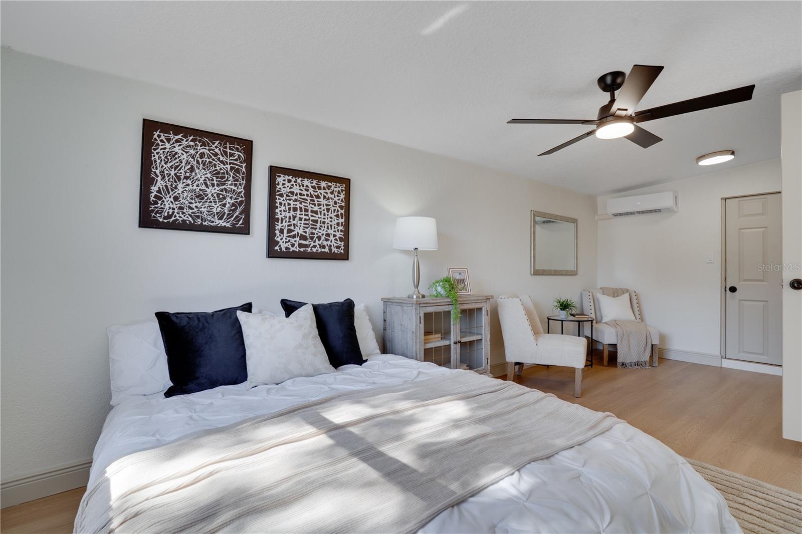 SEMINOLE GARDENS - Residential