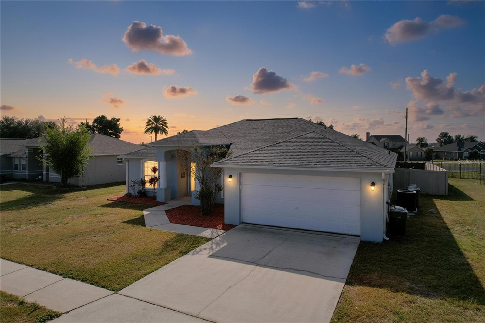 SAVANNA POINTE - Residential