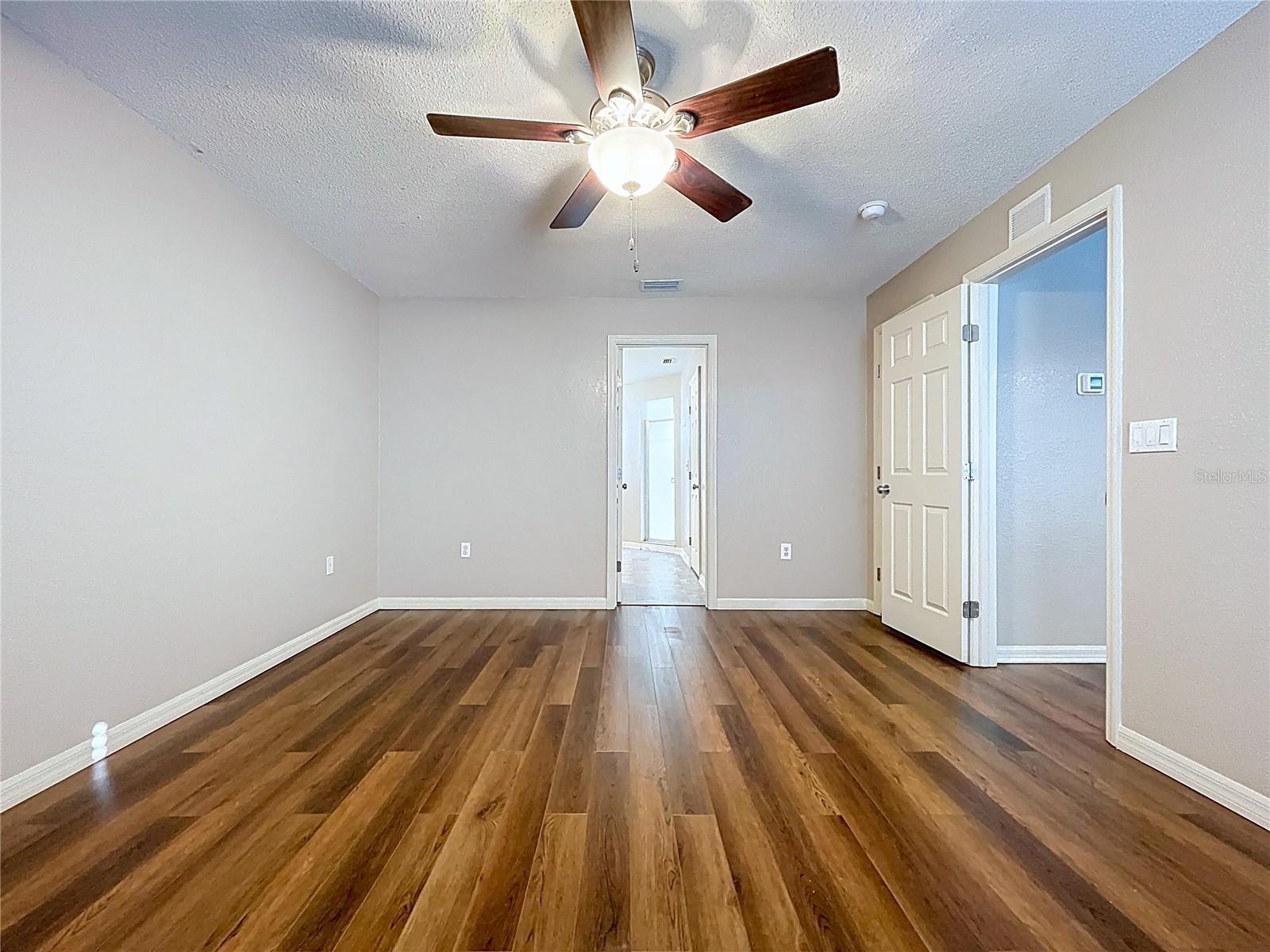 SAVANNA POINTE - Residential