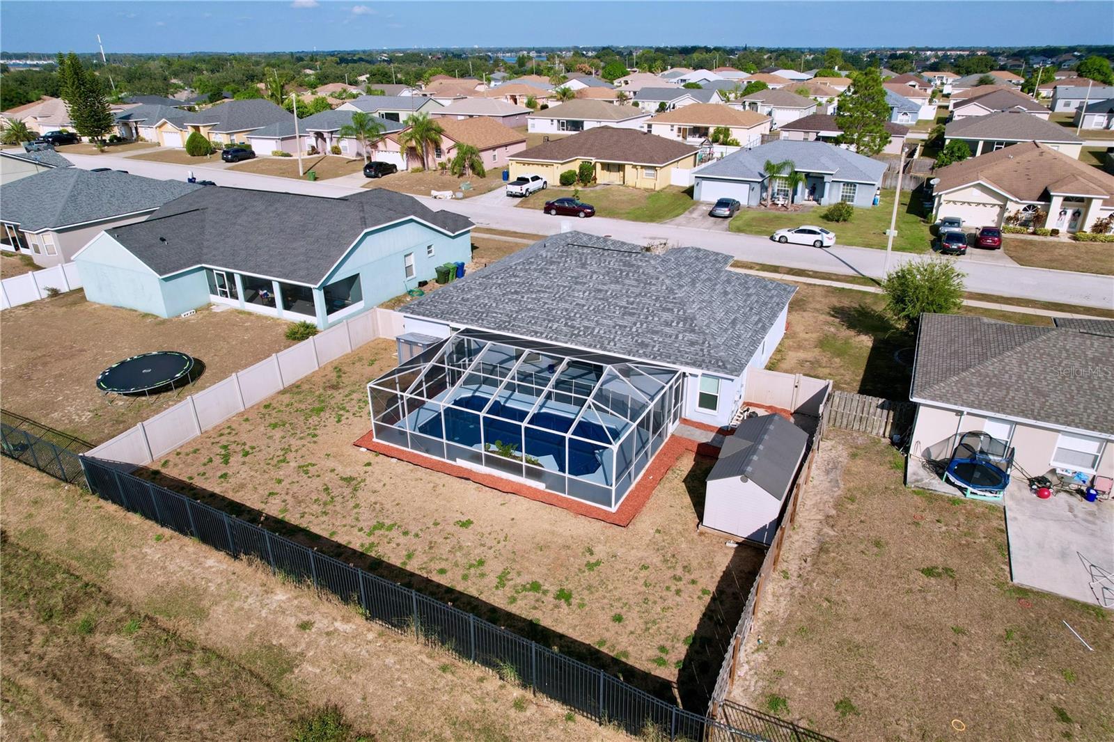 SAVANNA POINTE - Residential