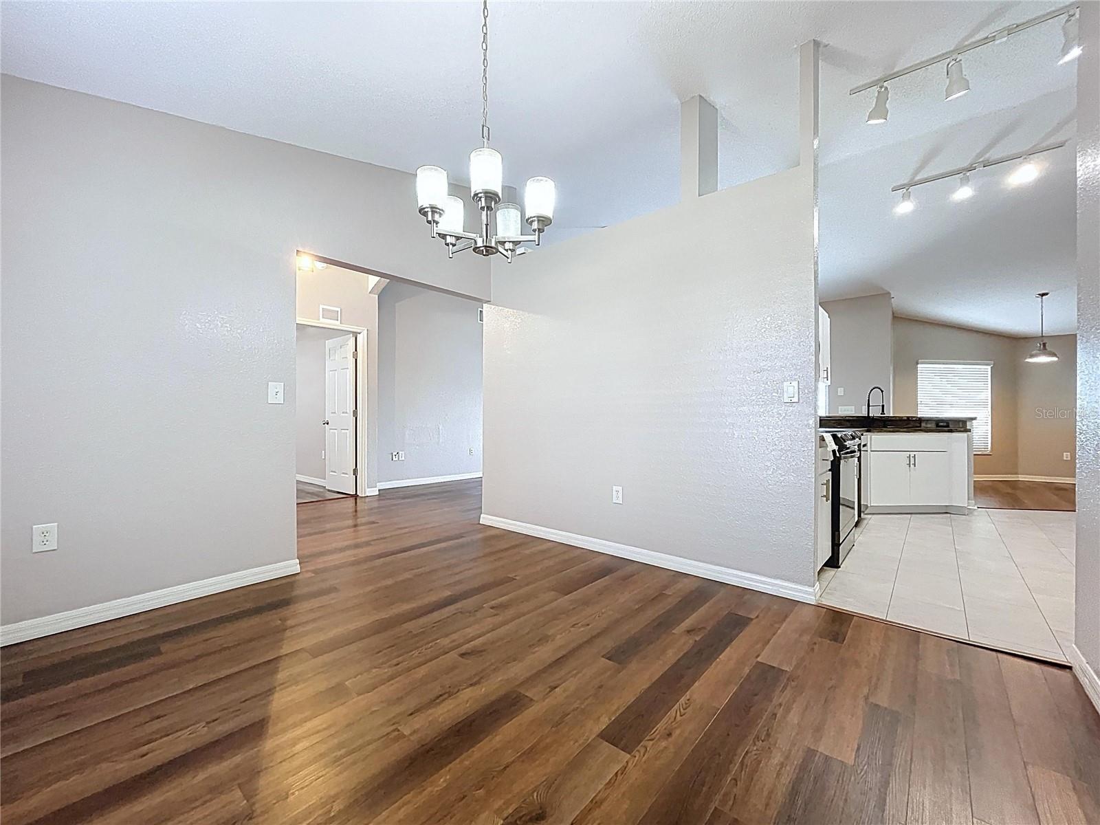 SAVANNA POINTE - Residential