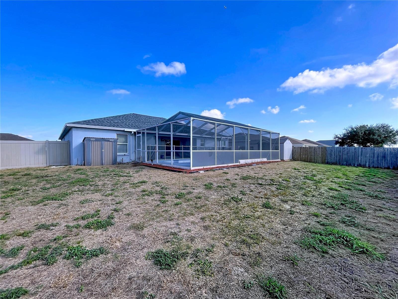 SAVANNA POINTE - Residential