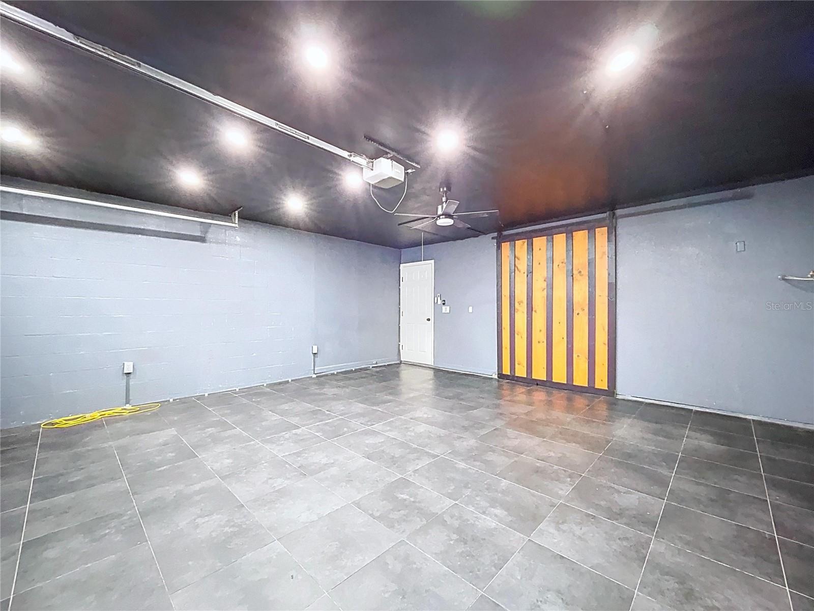 SAVANNA POINTE - Residential