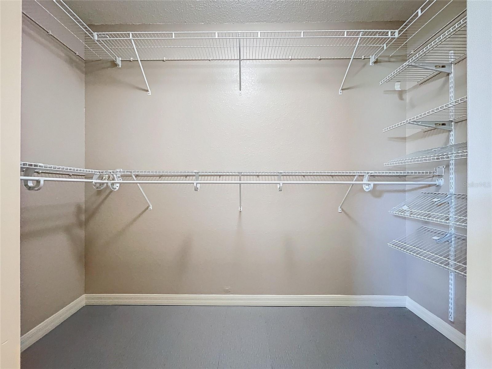 SAVANNA POINTE - Residential