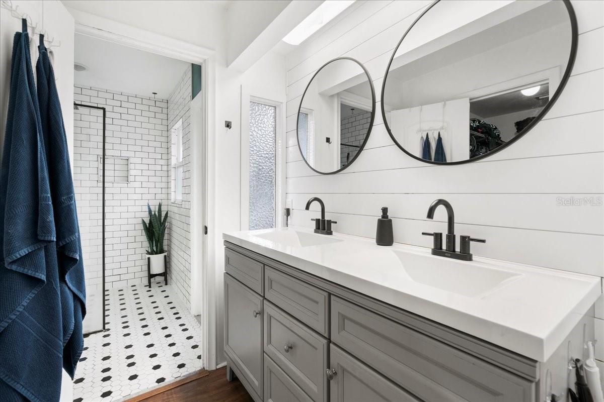 HAMILTON HEIGHTS - Residential