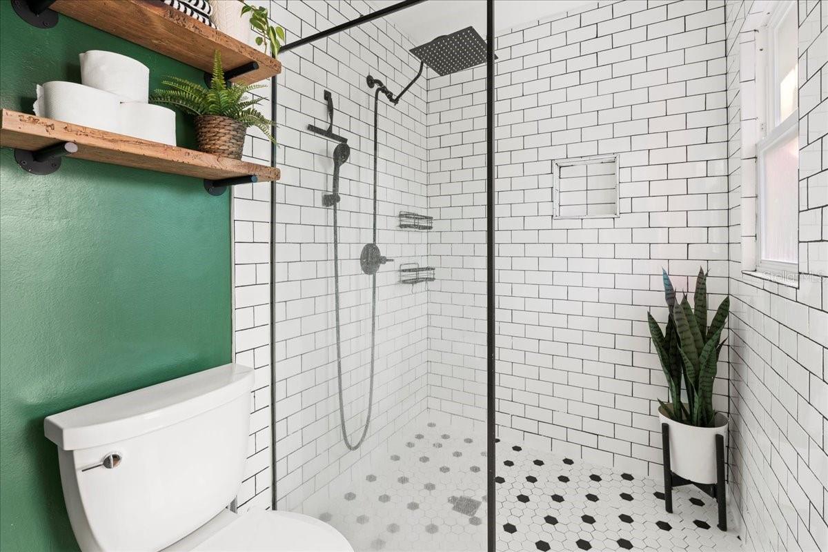 HAMILTON HEIGHTS - Residential