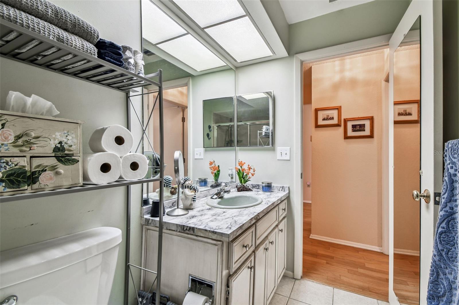 TOWNHOMES OF WESTLAKE - Residential