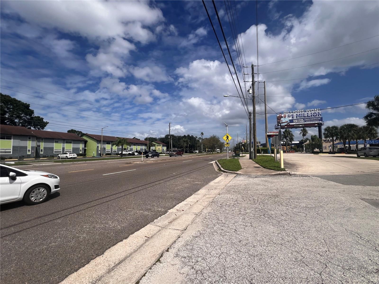 ALOMA BUS CENTER - Commercial Sale