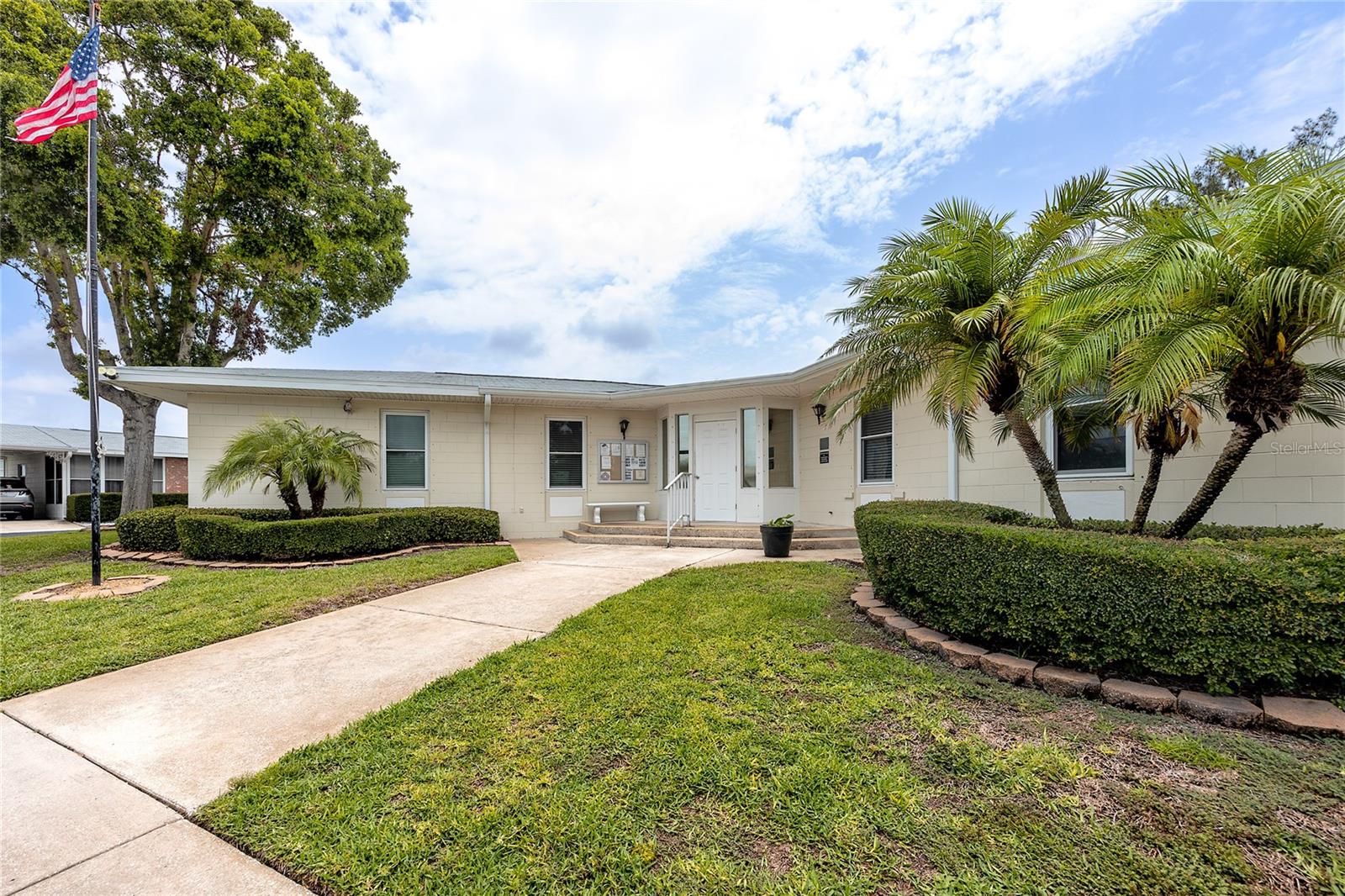 SEMINOLE HILL VILLAS - Residential