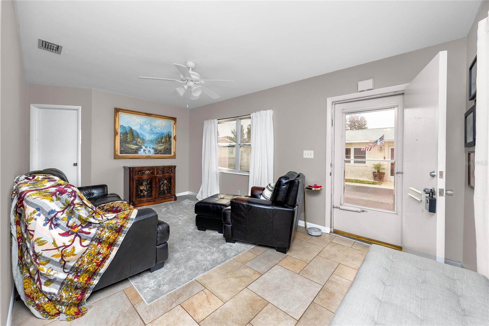 SEMINOLE HILL VILLAS - Residential