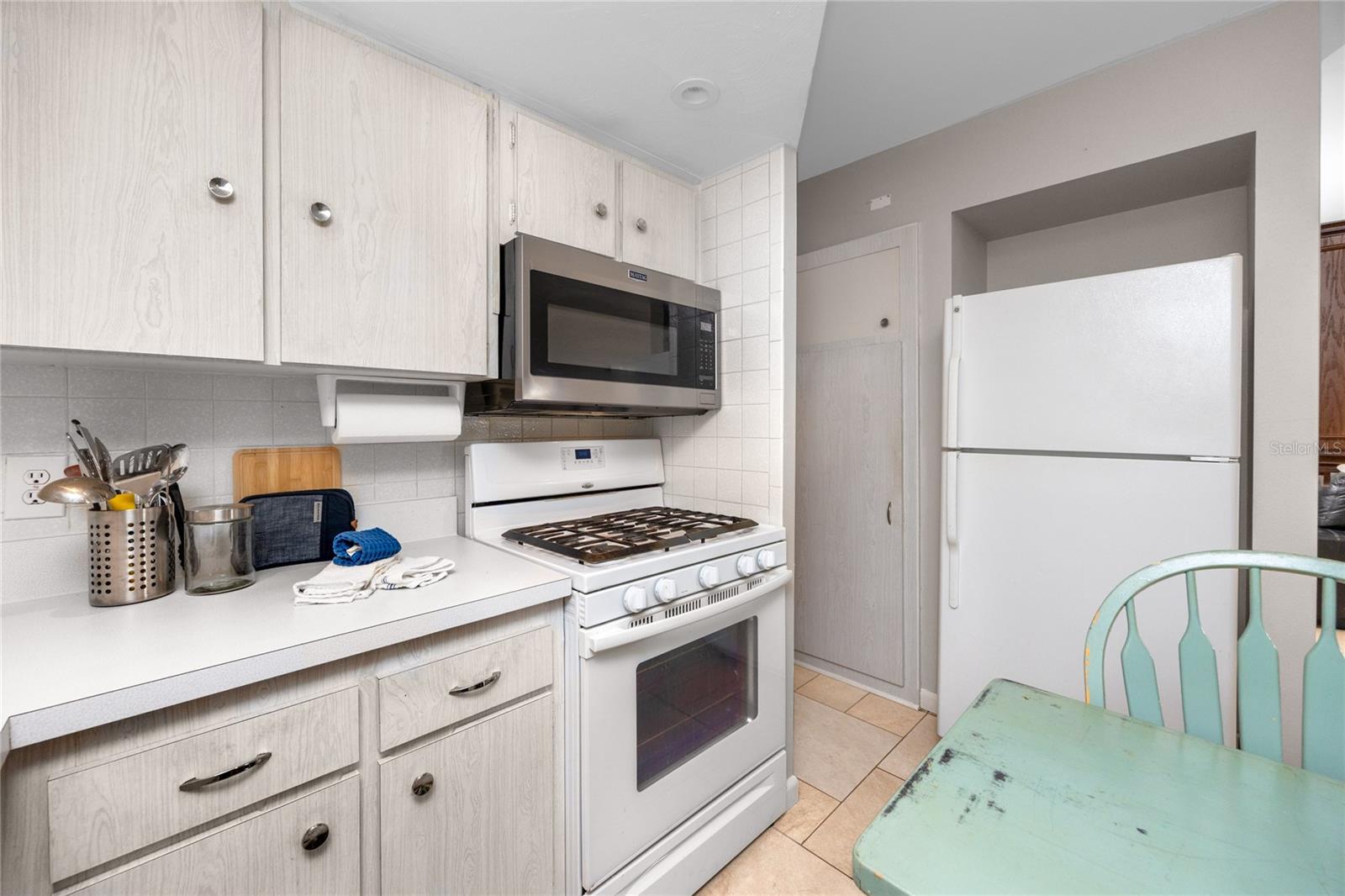 SEMINOLE HILL VILLAS - Residential