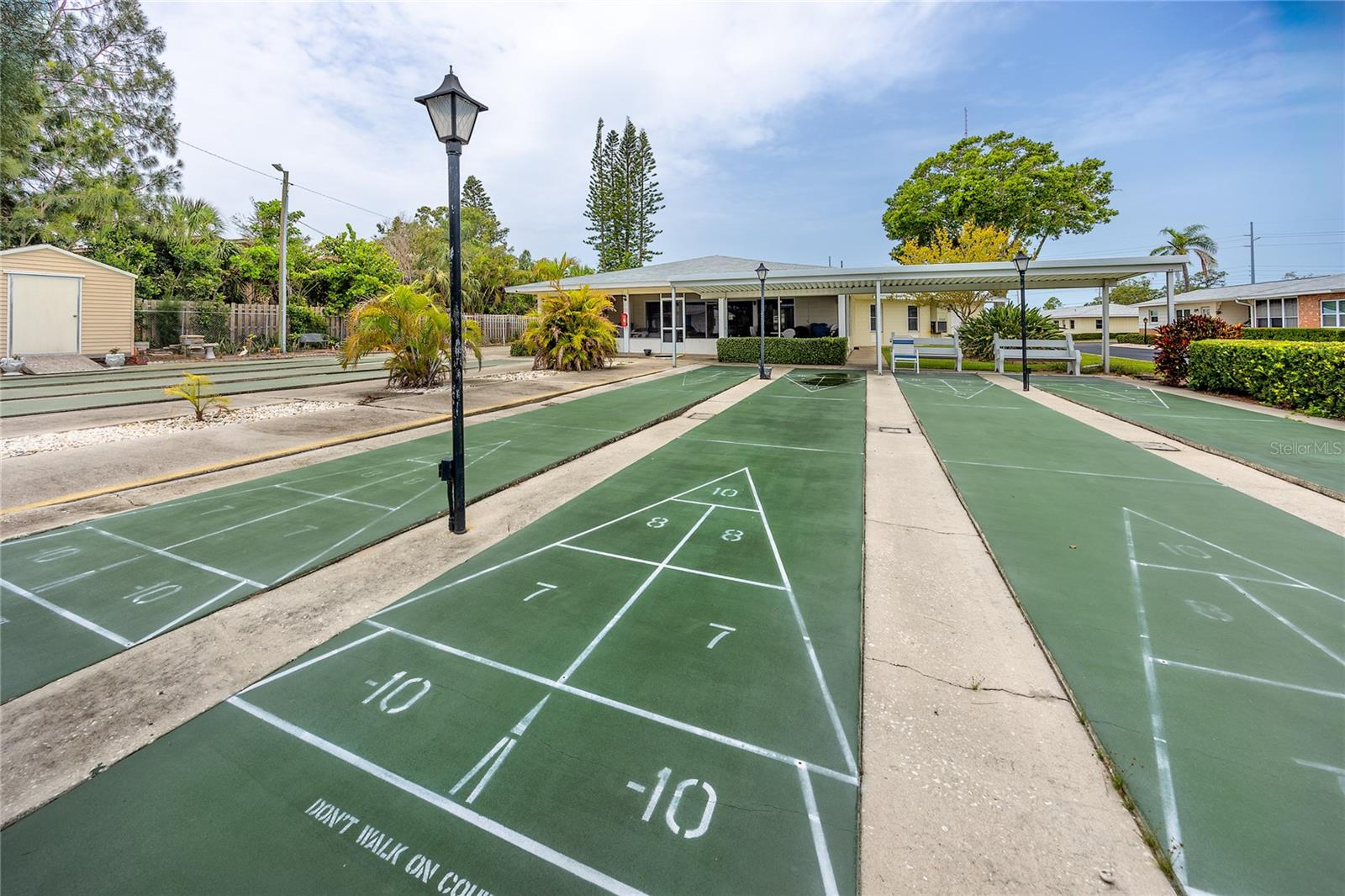 SEMINOLE HILL VILLAS - Residential