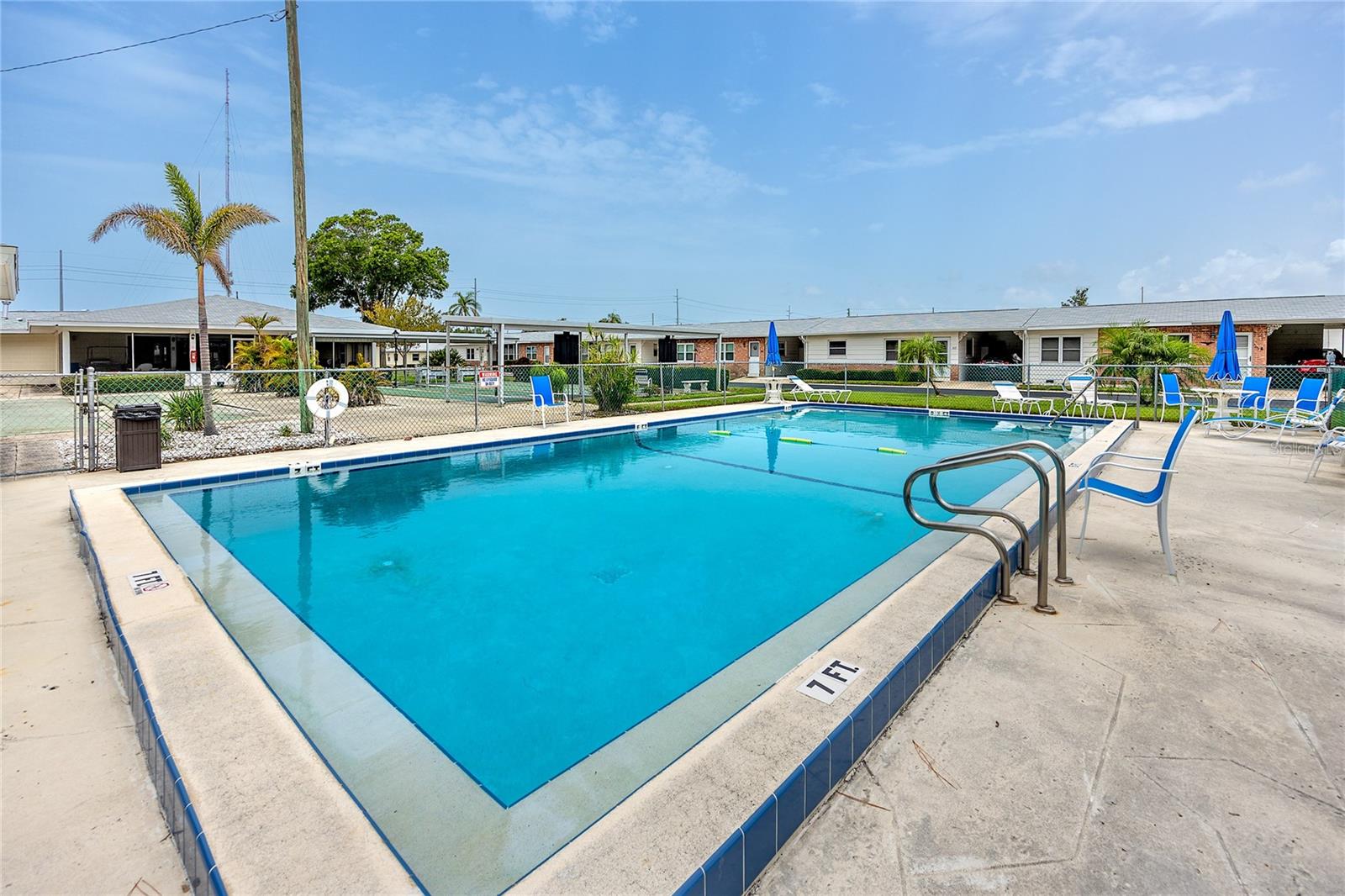 SEMINOLE HILL VILLAS - Residential