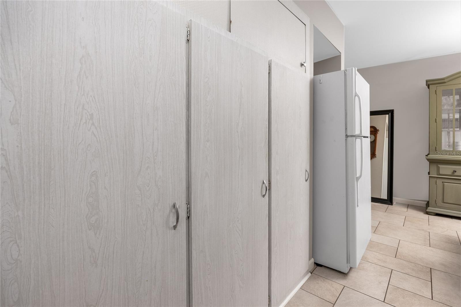 SEMINOLE HILL VILLAS - Residential