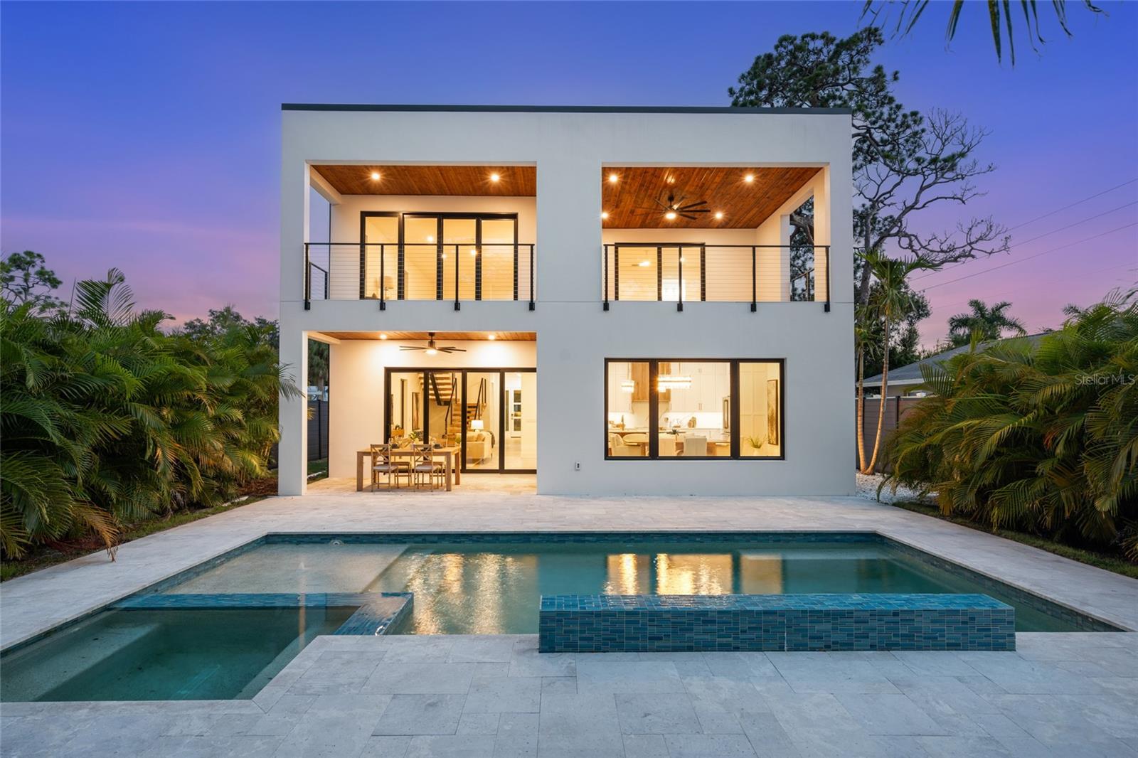 LA LINDA TERRACE - Residential