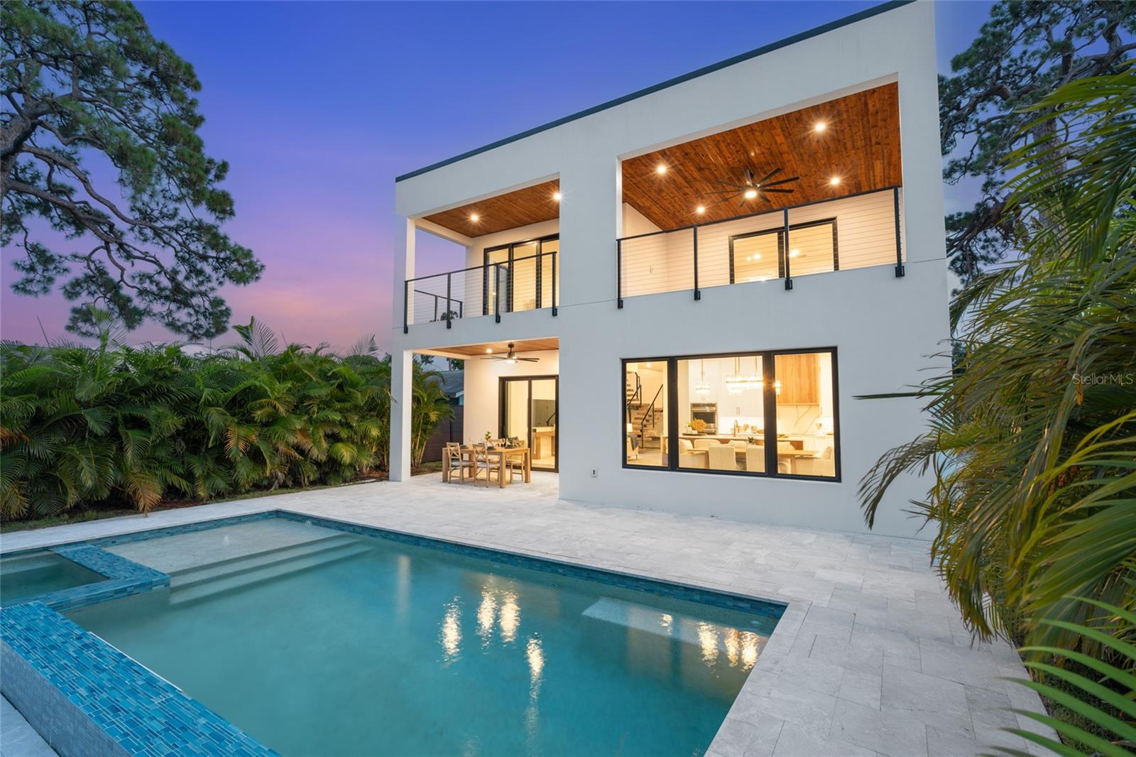 LA LINDA TERRACE - Residential