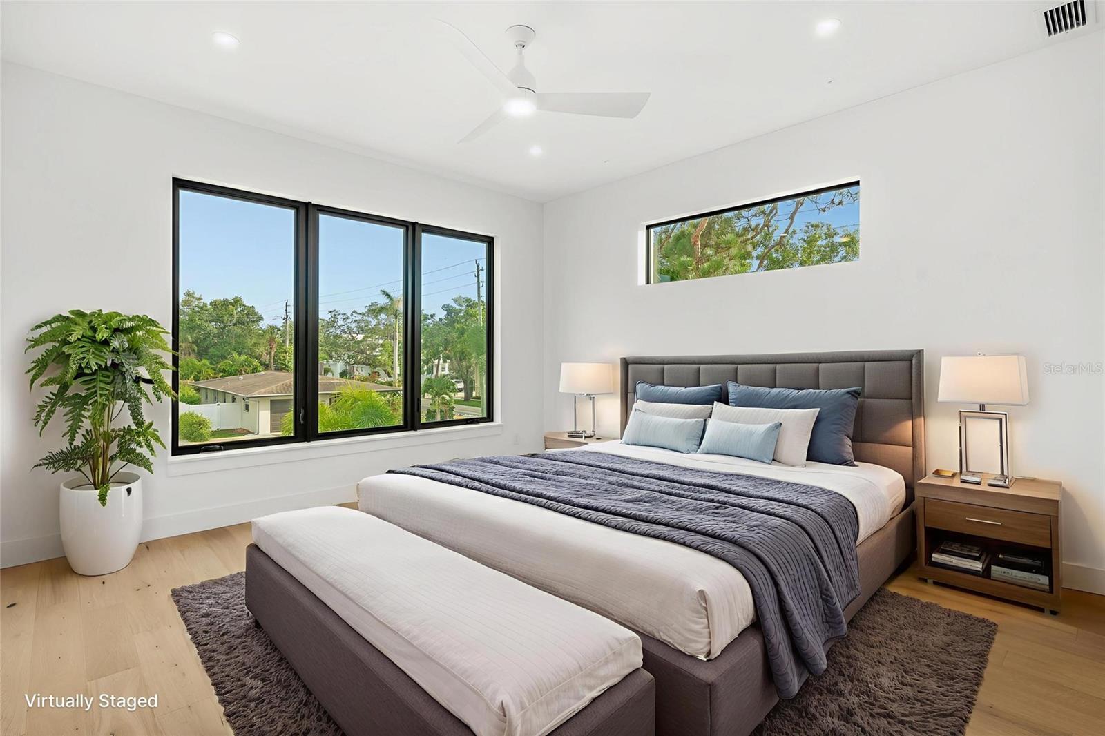 LA LINDA TERRACE - Residential