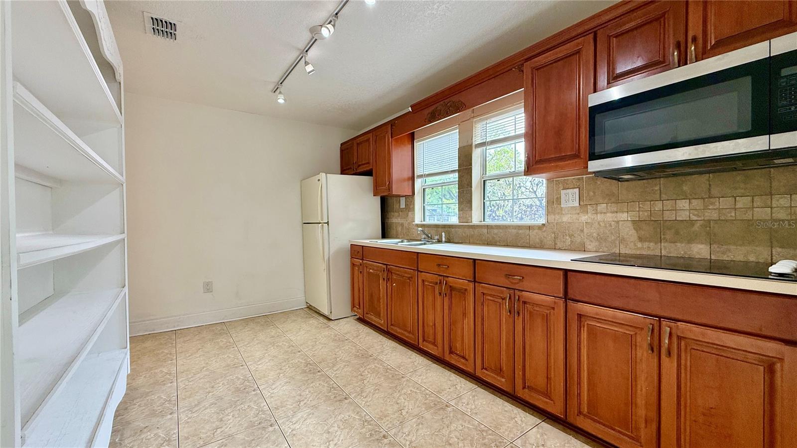 ACREAGE & UNREC - Residential