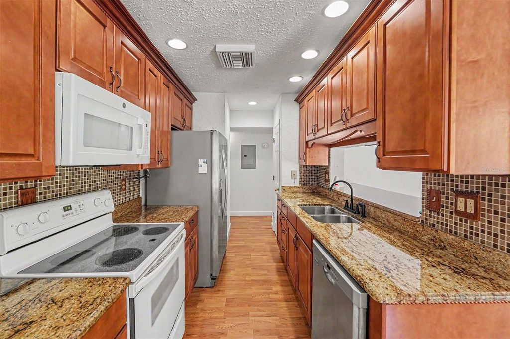 Photo of 4105 38th Avenue S #75F, St Petersburg, FL 33711 (MLS # TB8511380)