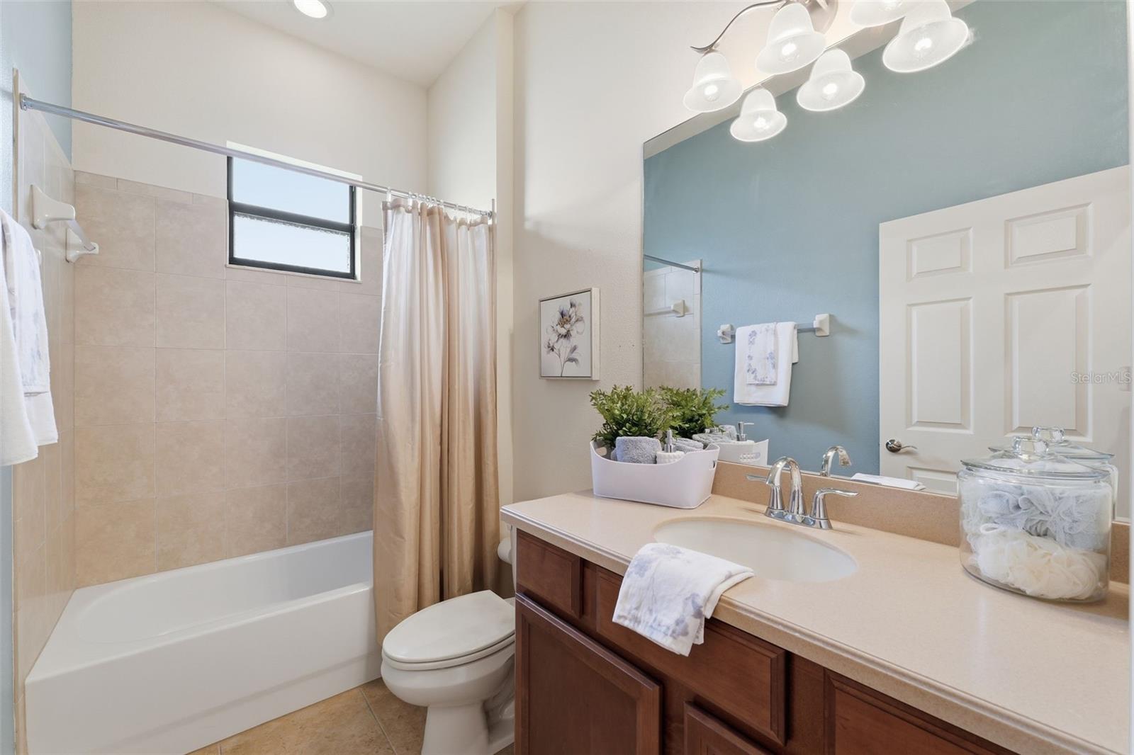 GREY HAWK AT LAKE POLO PH 02 - Residential