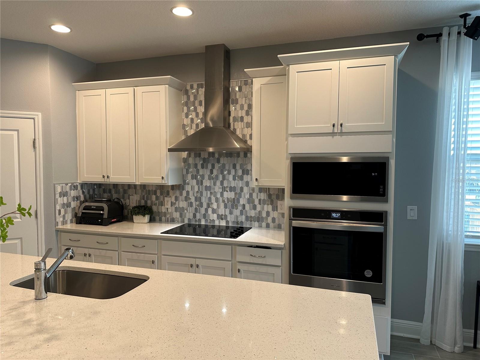 POITRAS EAST N-7 - Residential