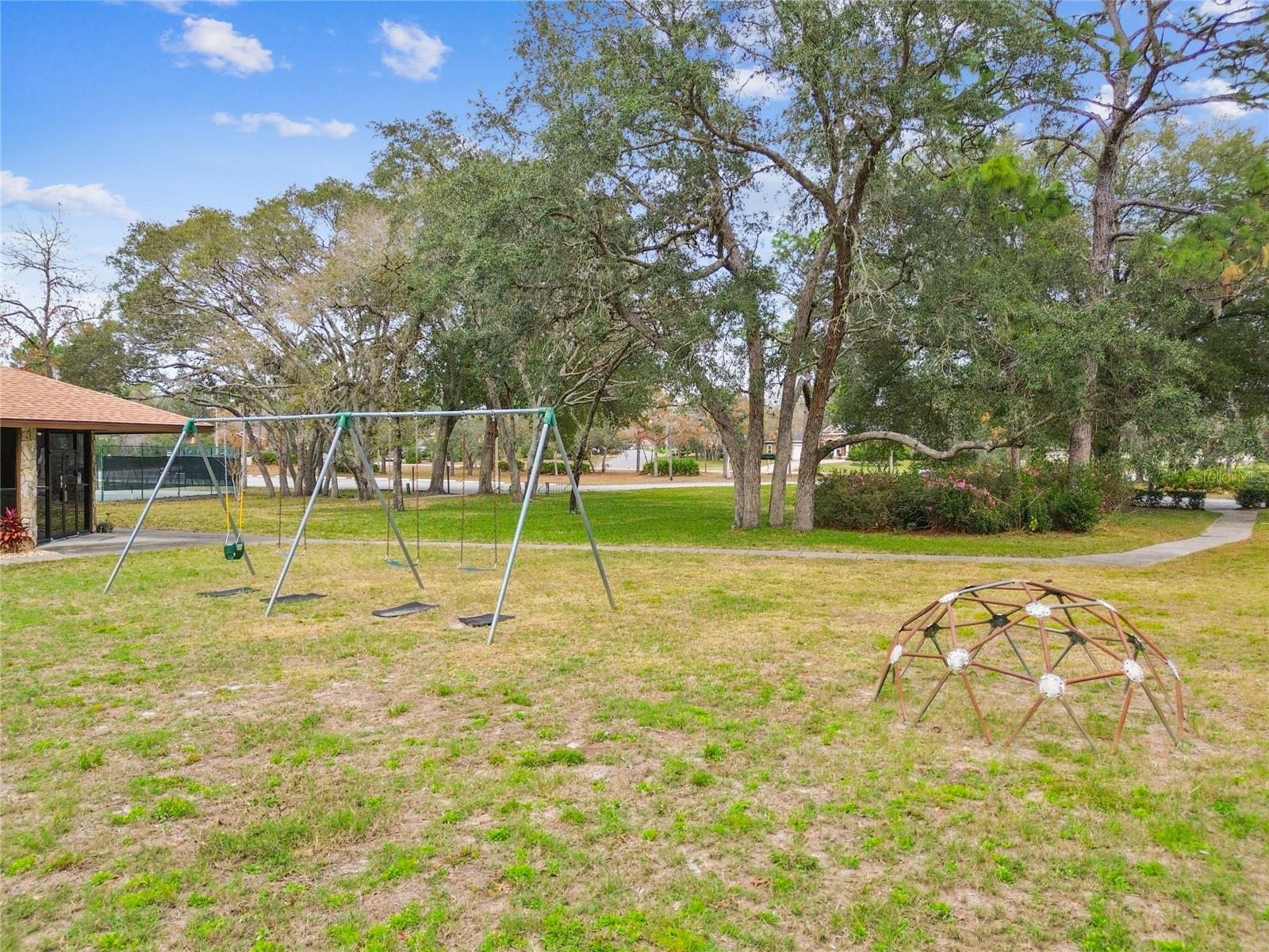 SUGARMILL WOODS OAK VILLAGE - Residential