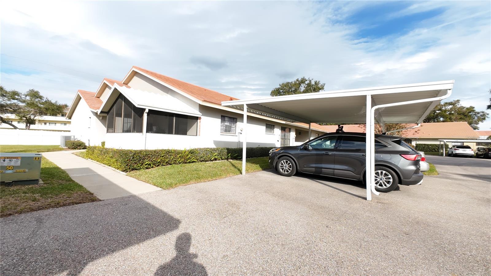 VILLAS OF LAKE ARBOR - Residential