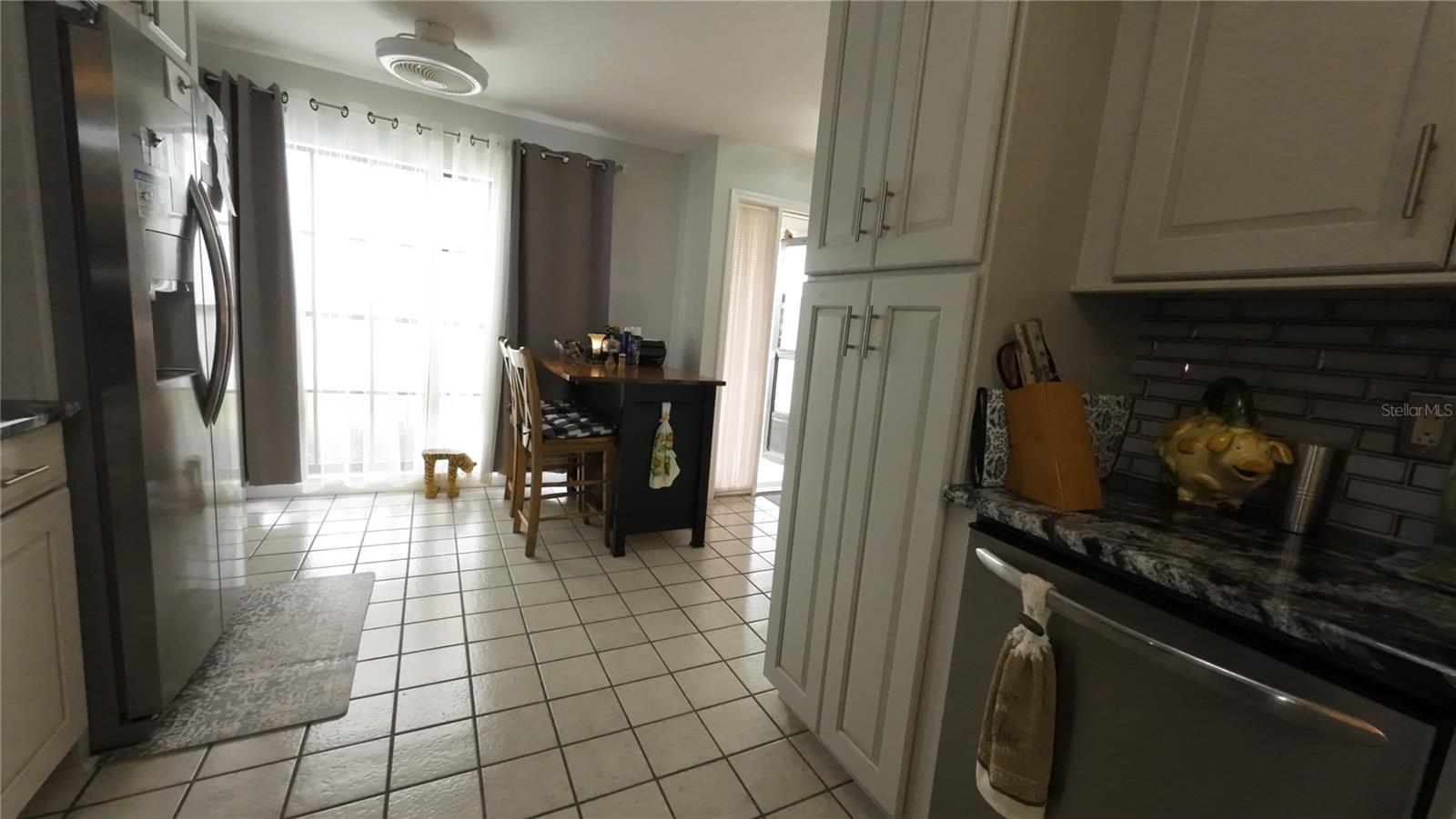 VILLAS OF LAKE ARBOR - Residential